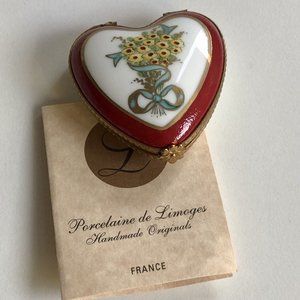 Limoges Porcelain Heart Trinket Box Hand Painted Floral Bouquet Ma Cherie France